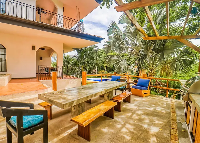 Walk To Ocean! Flamingo W/ Pool Access Playa Flamingo